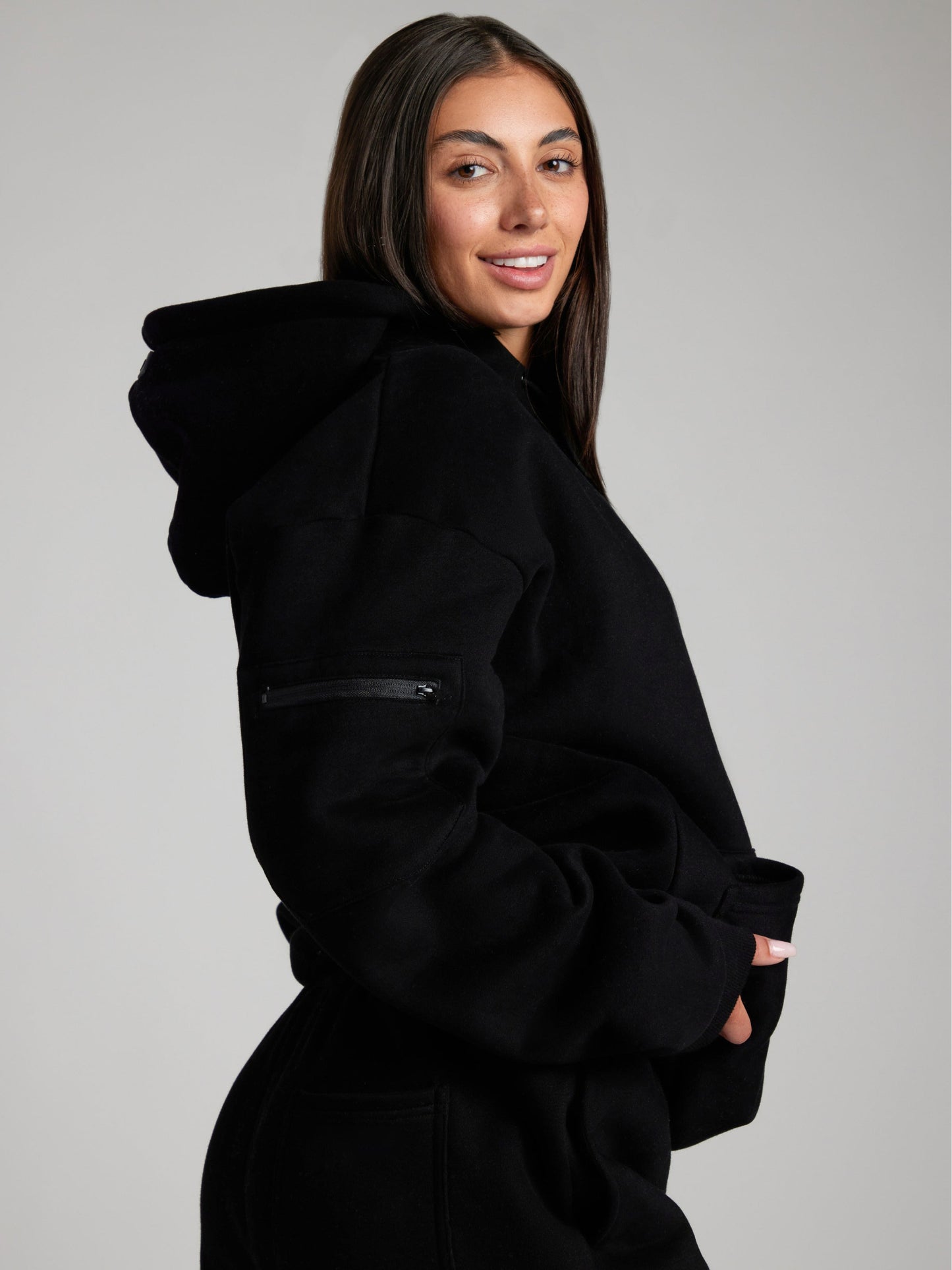 Le hoodie cocon anti-stress pour dormir partout 🤍