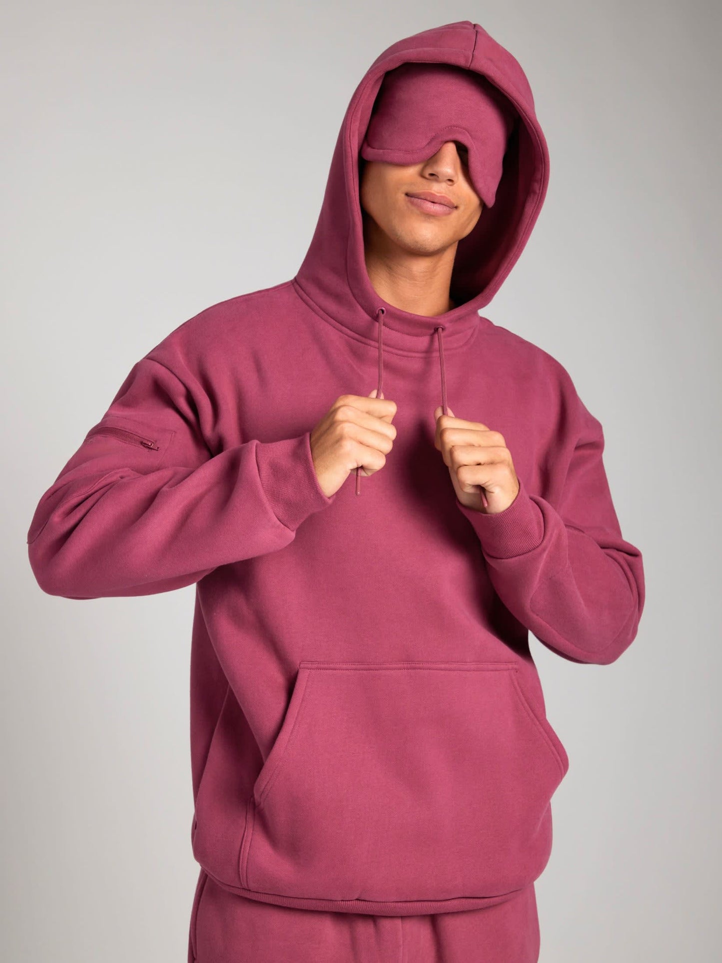 Le hoodie cocon anti-stress pour dormir partout 🤍