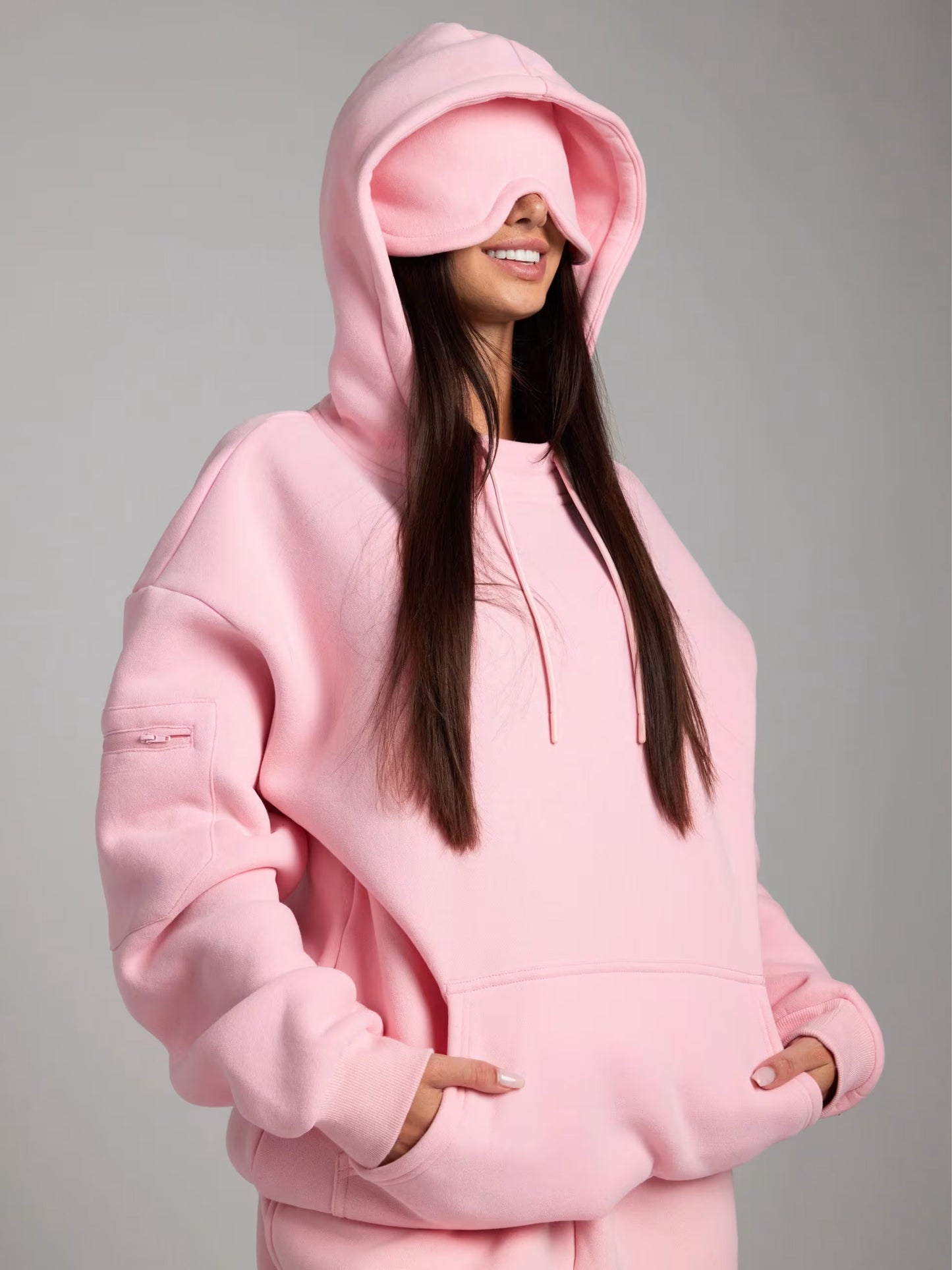 Le hoodie cocon anti-stress pour dormir partout 🤍